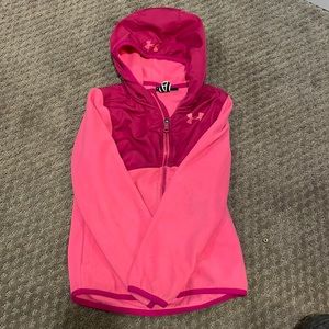 Girls small under armor fleece